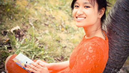 Bạn Nghiêm Hà Giang, người đoạt giải sinh viên xuất sắc của UEVF năm 2012