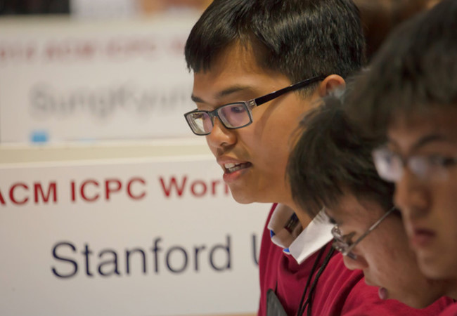 Phạm Hy Hiếu tại kỳ thi Lập trình Quốc tế dành cho sinh viên ACM ICPC 2014