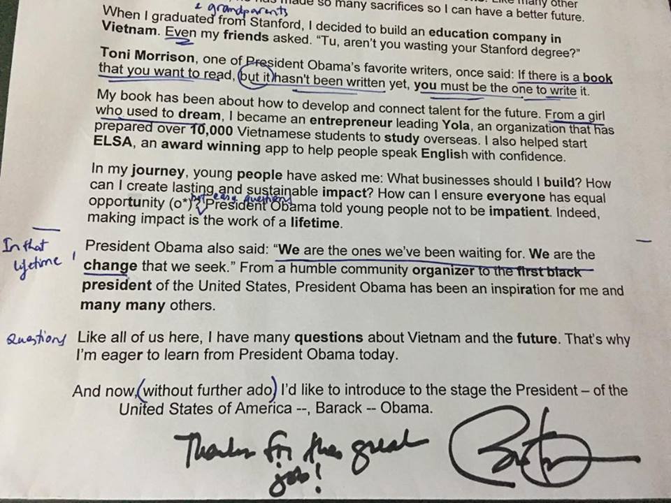 Bản nháp bài phát biểu của Ngọc Tú được Tổng thống Obama viết lời cám ơn và ký tặng.
