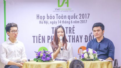 Ba khách mời Vũ Tuấn Minh, Nguyễn Phương Anh và Võ Tuấn Sơn (từ trái qua).