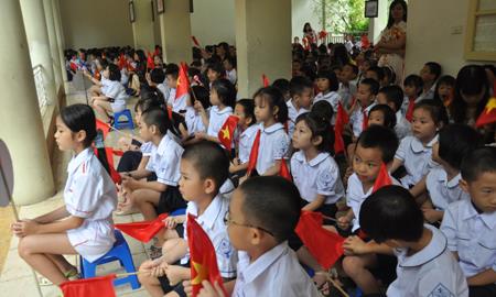 Trí thức Việt tham gia “làm” sách giáo khoa