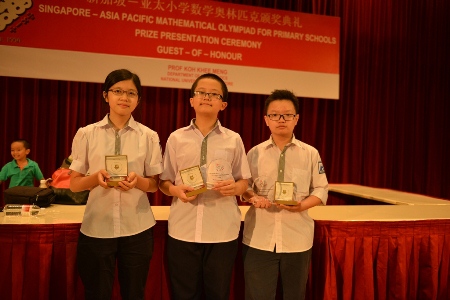 Việt Nam vào top 10 Olympic toán khu vực châu Á