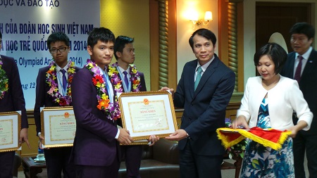 Việt Nam tạo dấu ấn “đặc biệt” ở kì thi Olympic khoa học trẻ quốc tế