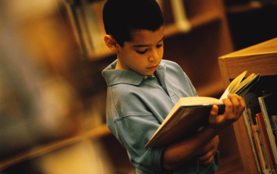 “A book per child” – cùng làm tủ sách cho các cháu bãi giữa sông Hồng