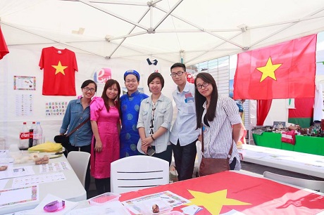 SV Việt tại Toulouse quảng bá “tiếng mẹ đẻ” đến bạn bè quốc tế