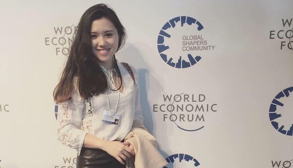 Nữ thủ lĩnh 9X tài sắc từng dự Diễn đàn kinh tế thế giới